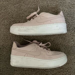 Women’s Air Force 1 Sage Low